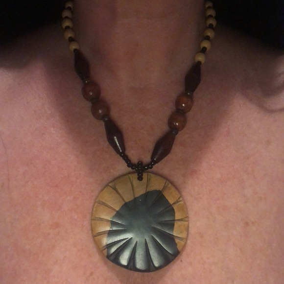 Wooden African Necklace and Earring Set - Picture 5 of 5